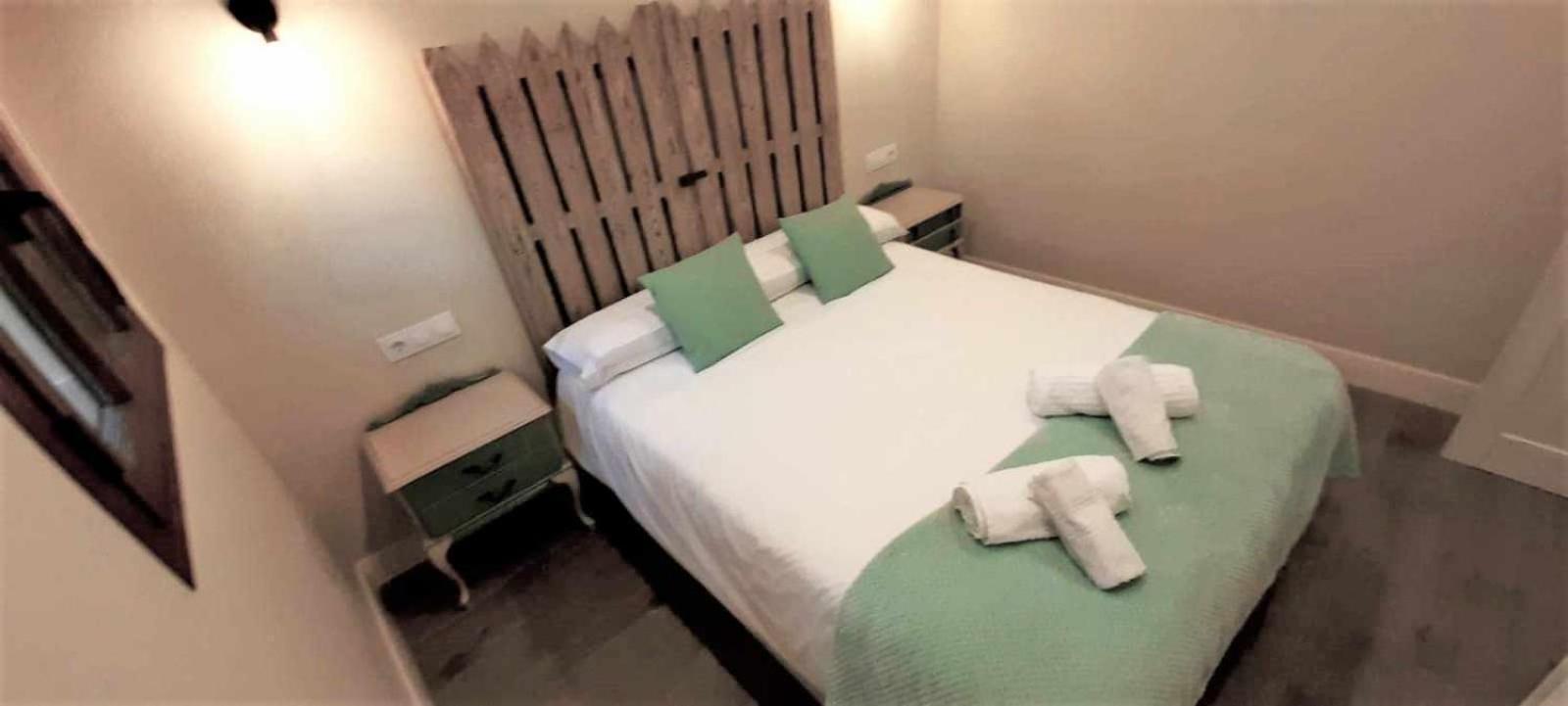 Apartamentos La Rosa Y El Pastor Guijo de Santa Barbara Room photo